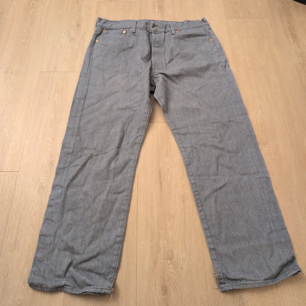 Levis 501 Original Fit Gray Denim Jeans Button Fly Straight Leg Mens Size 36